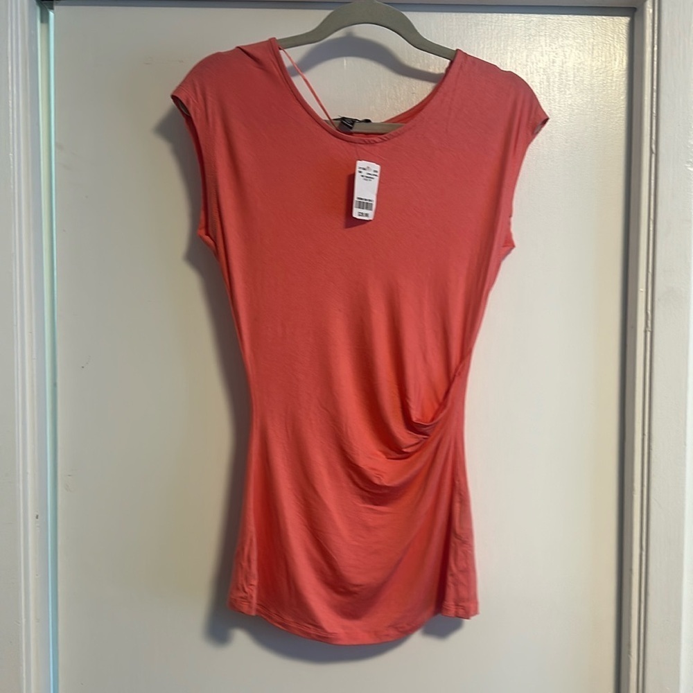 007-BNWT Le  Chateau roost side sleeveless T-shirt XXS
